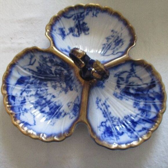 Vtg Flow blue sectioned  relish dish with handle - Picture 1 of 3